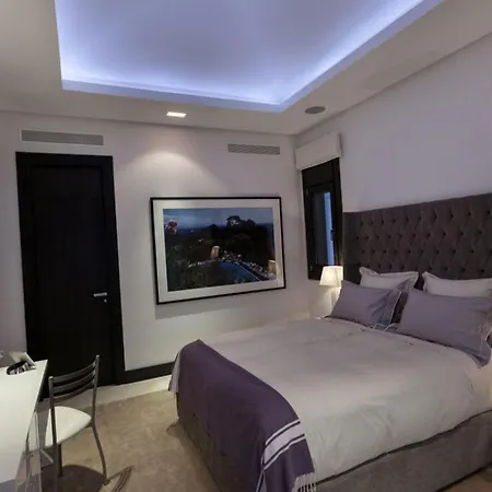 Vakantiehuis Beautiful With Pool 10 Pp *